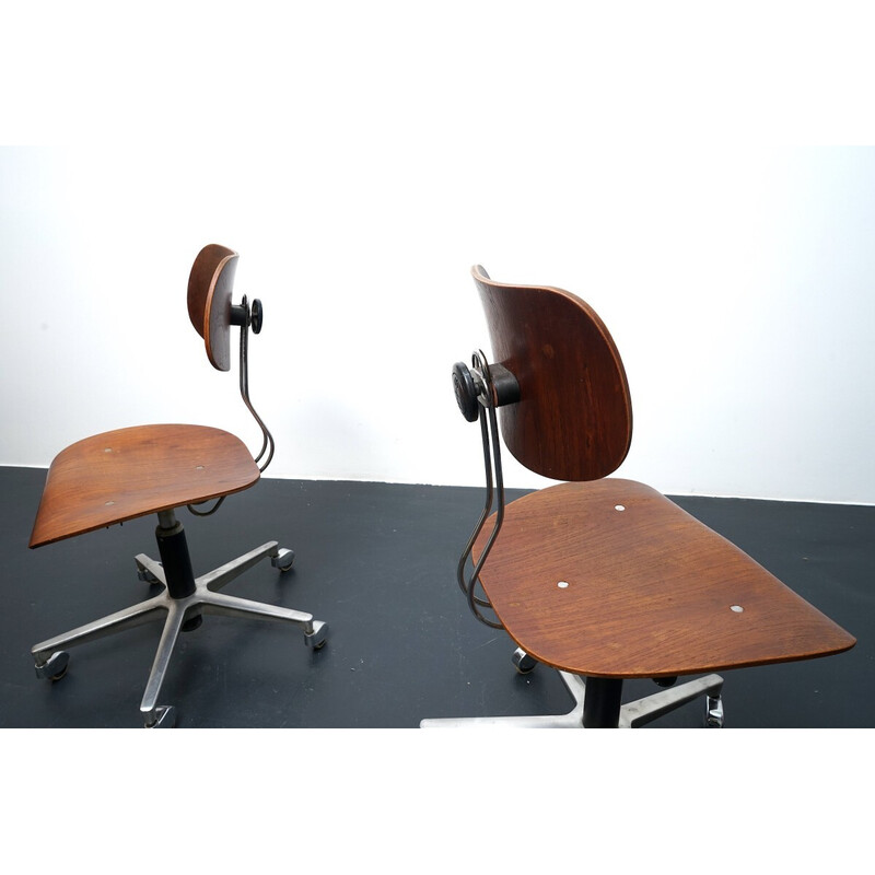 Pair of vintage SE 40 teak swivel armchairs by Egon Eiermann for Wilde and Spieth, Germany