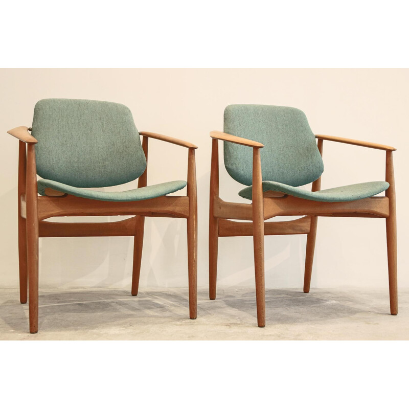 Paire fauteuils vintages danois en bois et tissu en laine de couleur verte - 1960