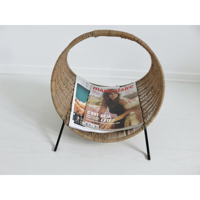 Vintage rattan magazine rack, Italy 1960