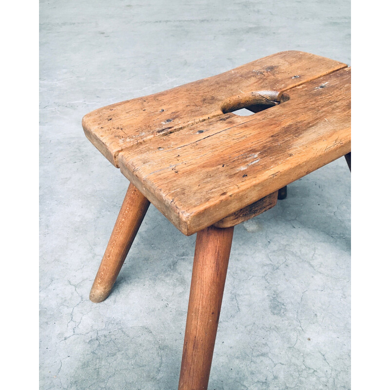 Vintage Popular Art milk stool in solid oak, Belgium 1980