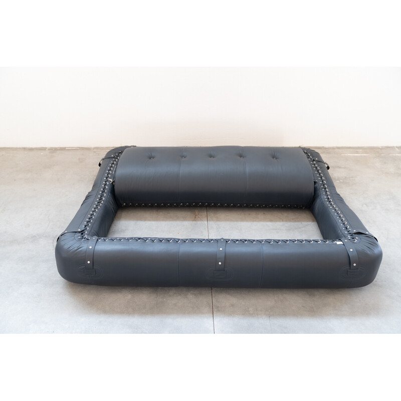 Vintage Anfibio sofa bed in cowhide and iron by Alessandro Becchi for Giovannetti Collezioni, 1970
