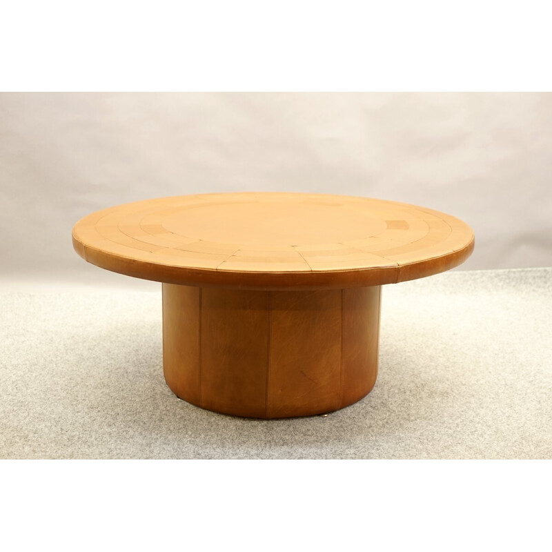 Vintage aniline leather coffee table for De Sede, Switzerland 1969