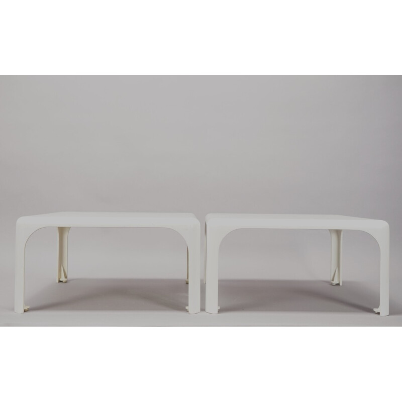 Vintage white plastic coffee table by Vico Magistretti for Artemide, Italy 1970