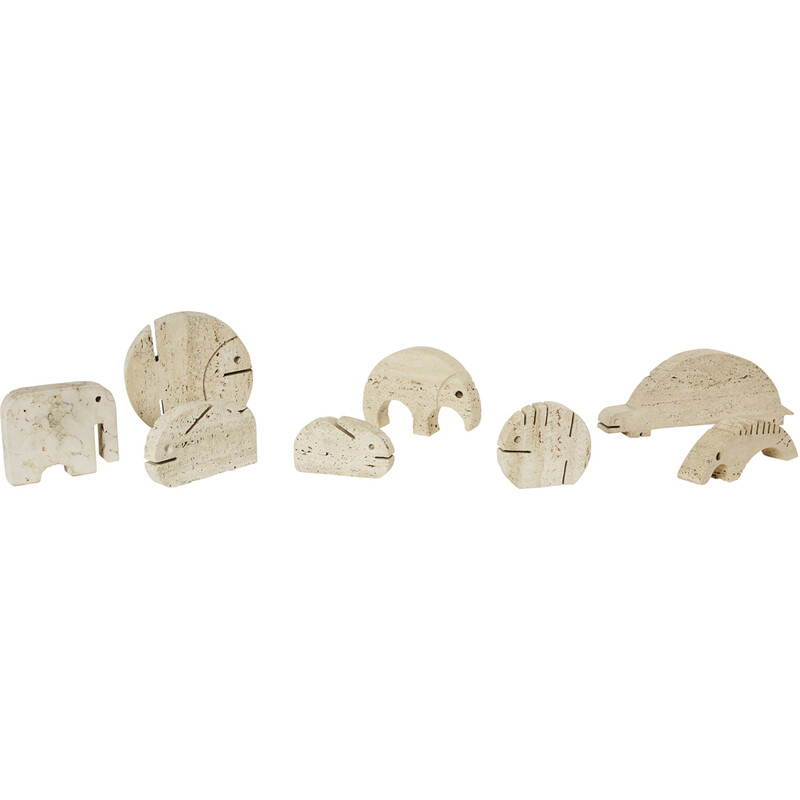Lot of 8 vintage travertine animal sculptures by Fratelli Mannelli, Italy 1970