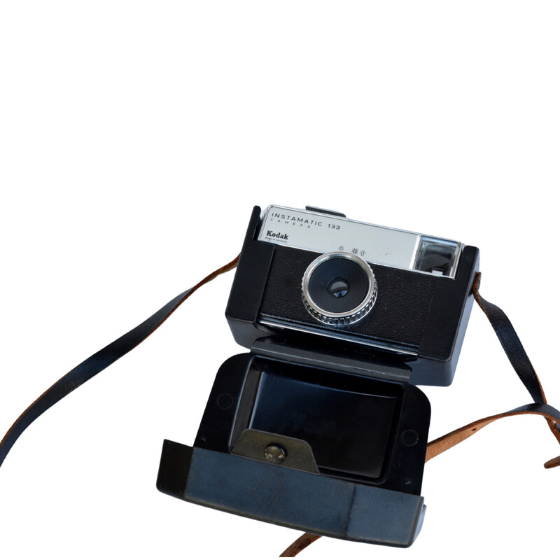 Alte analoge Kamera "Instamatic 133" mit 126er Kassetten von Alexander Gow für Kodak, 1970