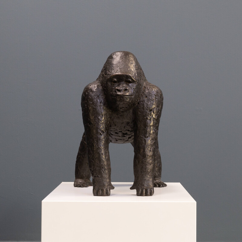 Scultura vintage di scimmia "Bokita" in bronzo e ceramica di Caroline Van Lange