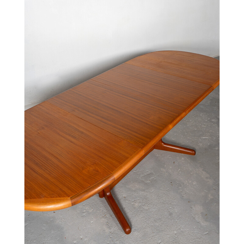 Vintage oval extendable dining table by Edvar Valentinsen, Denmark 1960