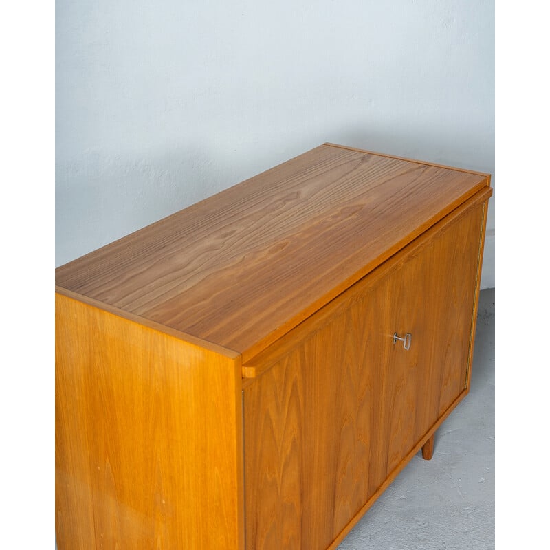 Vintage Bauhaus sideboard in teak and elm veneer by Franz Ehrlich for VEB Deutsche Werkstätten Hellerau, Germany 1950