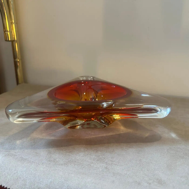 Vintage triangular ashtray in red Sommerso Murano glass for Seguso, Italy 1960