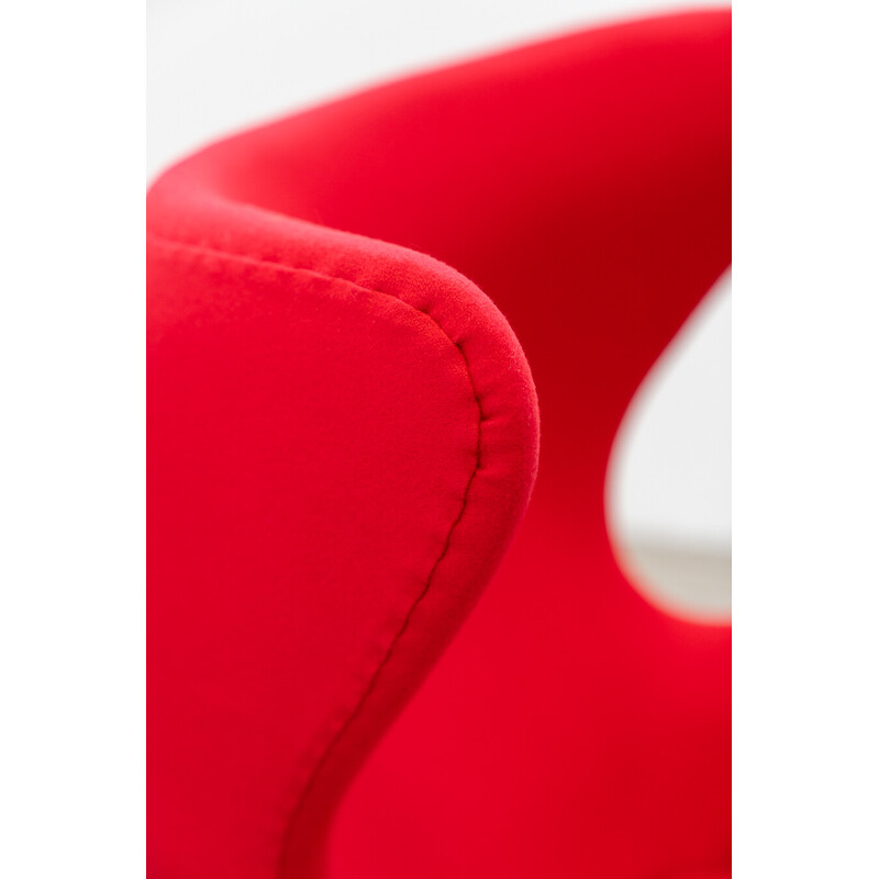 Vintage polyurethane armchair with ottoman by Arne Jacobsen for Fritz Hansen, Italy 1980