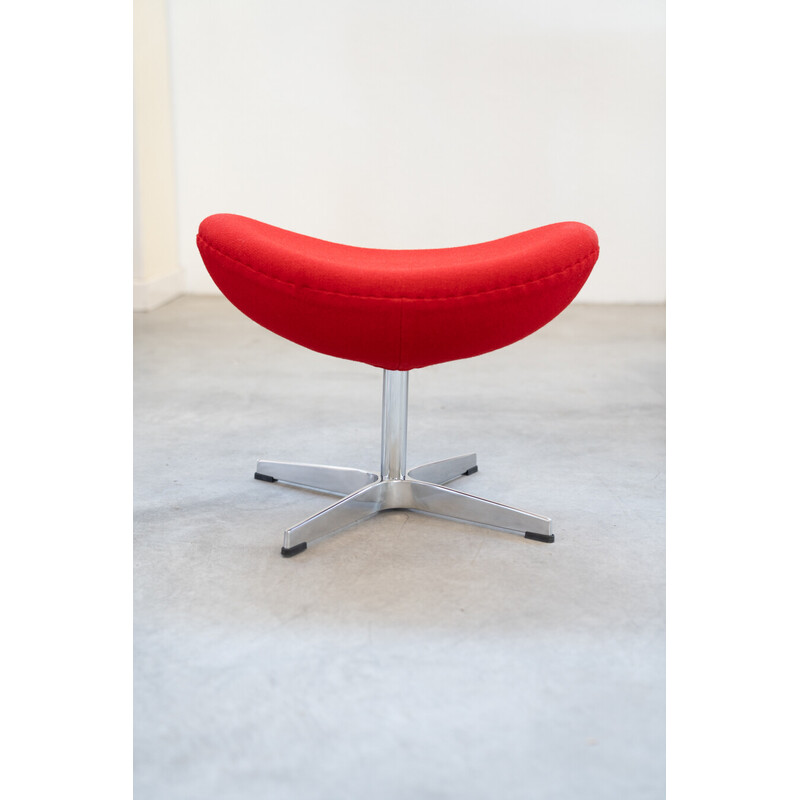 Vintage polyurethane armchair with ottoman by Arne Jacobsen for Fritz Hansen, Italy 1980