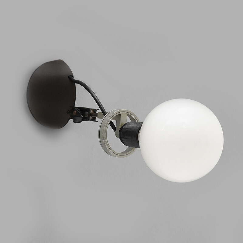 Vintage “Aggregato” wall lamp in metal and plastic by Enzo Mari for Artemide, 1970