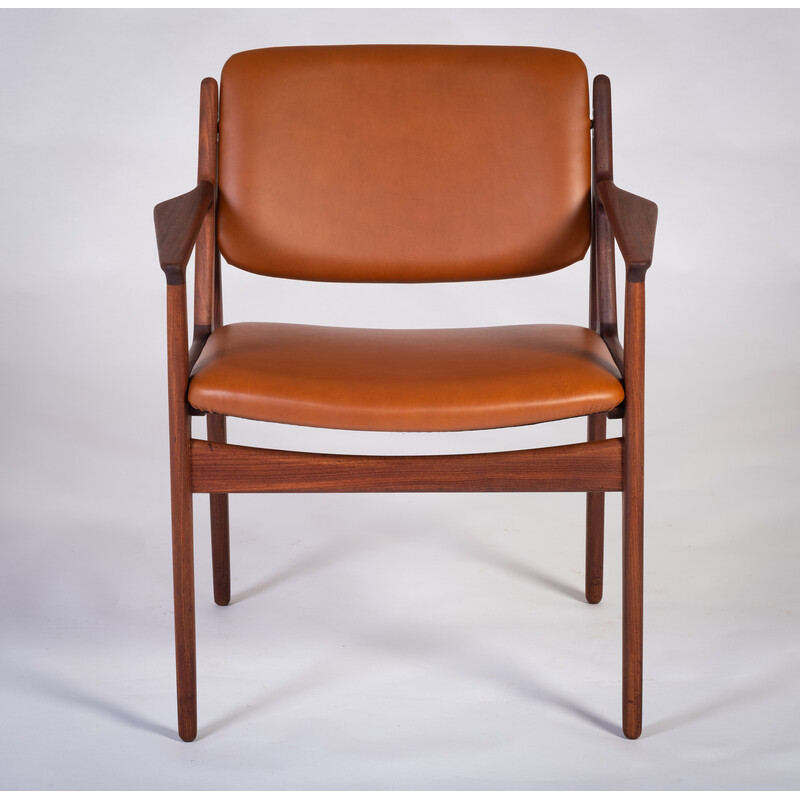 Pair of vintage "Ella" armchairs in teak and leather by Arne Vodder for Vamo, Denmark 1960