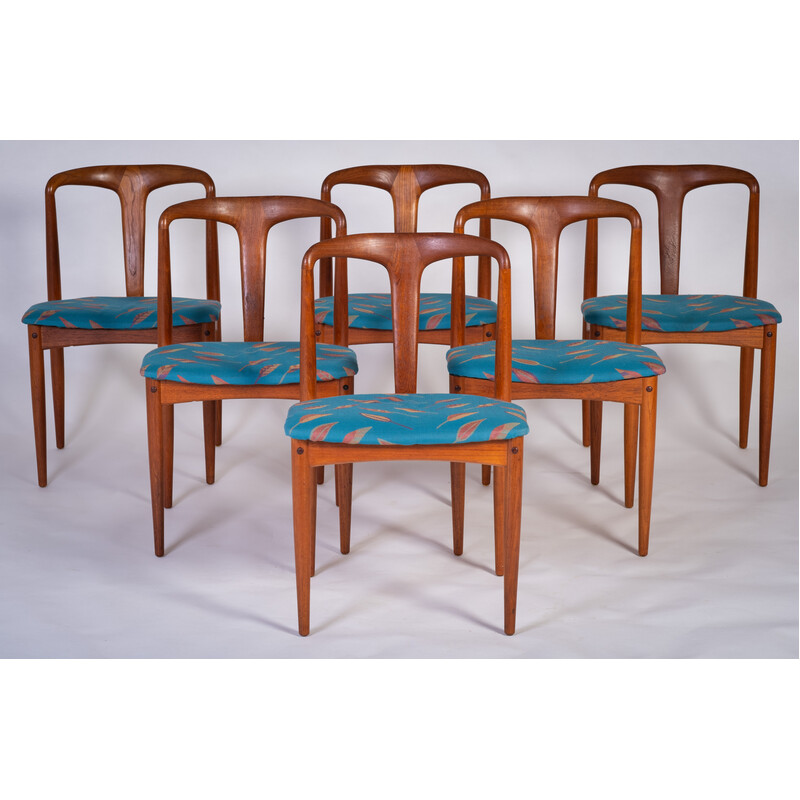 Set of 6 vintage Juliane chairs in solid teak by Johannes Andersen for Uldum Furniture, Denmark 1960