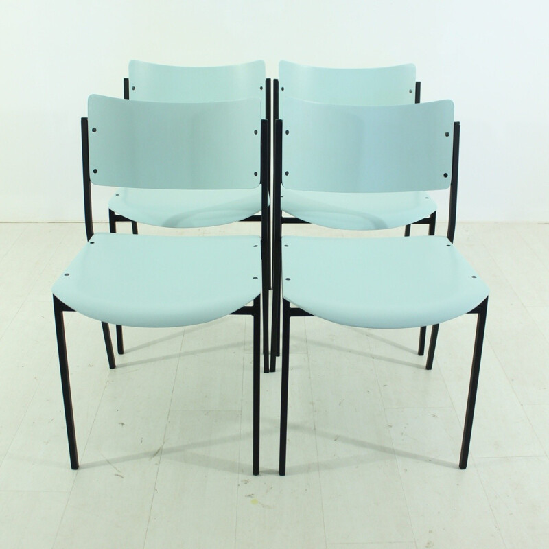 Suite de 4 chaises vintages menthe pastel - 1960