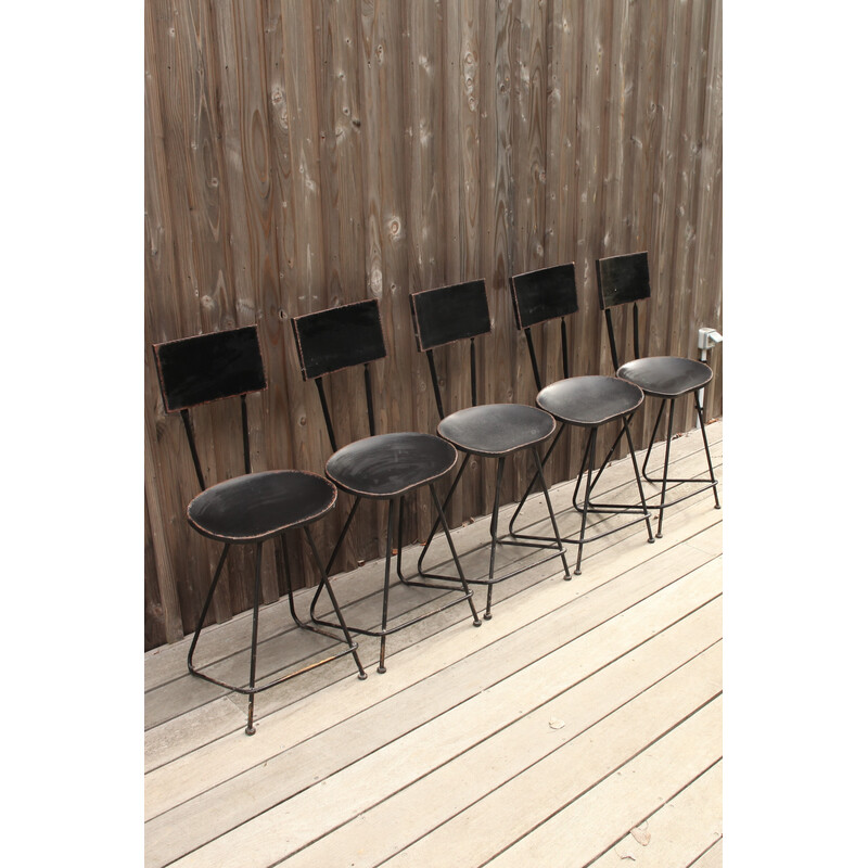 Conjunto de 5 cadeiras de bar vintage em madeira e metal lacado a preto