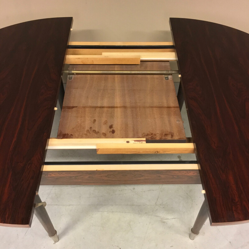 Rosewood extendable dining table - 1960’s