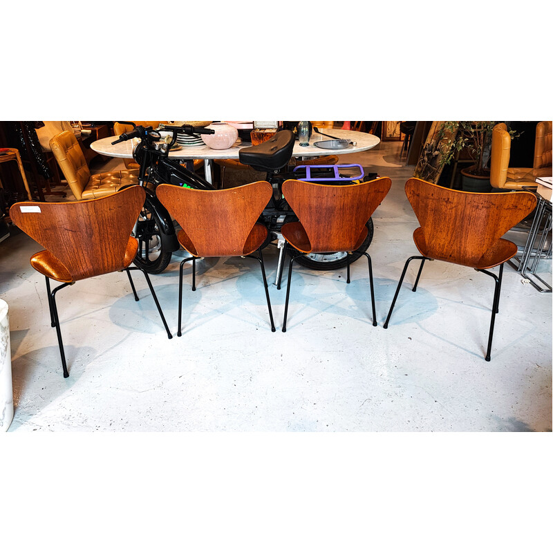 Set of 4 vintage Butterfly 3107 chairs in black metal and teak by Arne Jacobsen, 1971