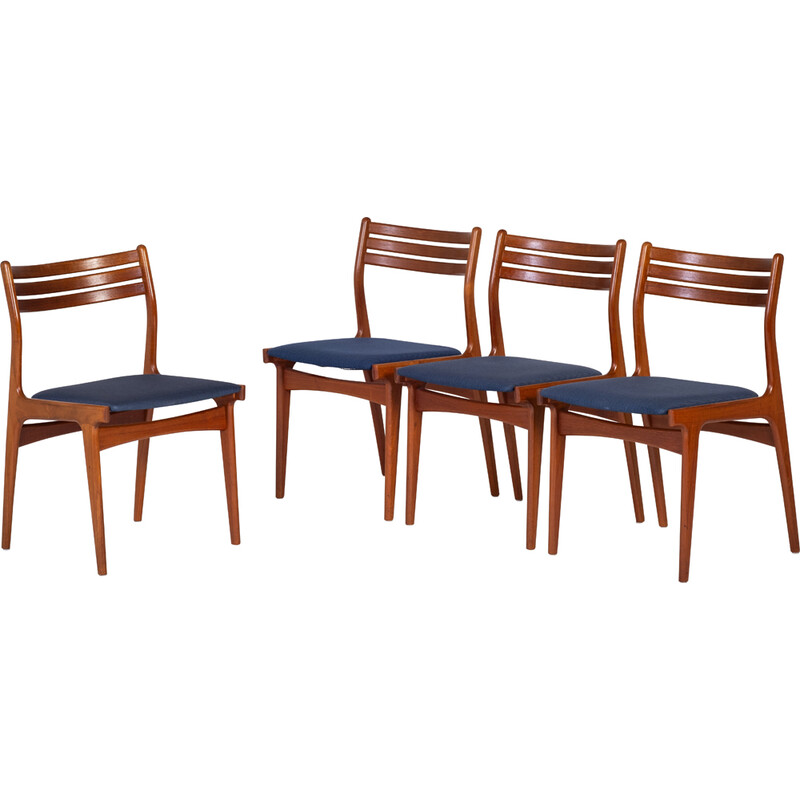 Conjunto de 4 cadeiras de jantar vintage modelo UM20 em teca de Johannes Andersen para a Uldum Furniture Factory, Dinamarca 1970