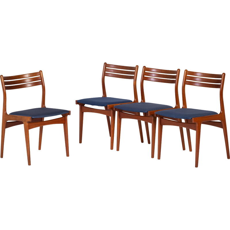 Set of 4 vintage dining chairs model UM20 in teak by Johannes Andersen for Uldum Furniture Factory, Denmark 1970