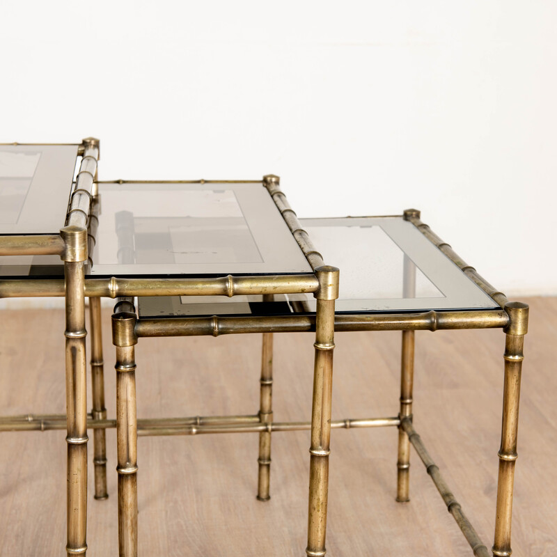 Vintage nesting tables in brass and glass, 1970