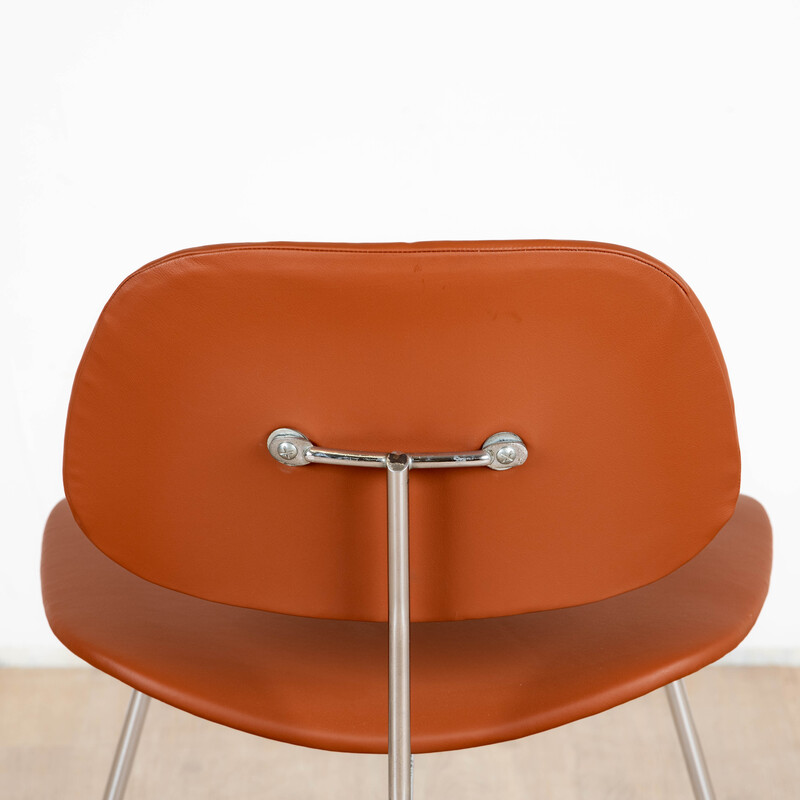 Vintage-Stuhl LCM aus Leder und verchromtem Metall von Ray und Charles Eames für Mobilier international, 1960