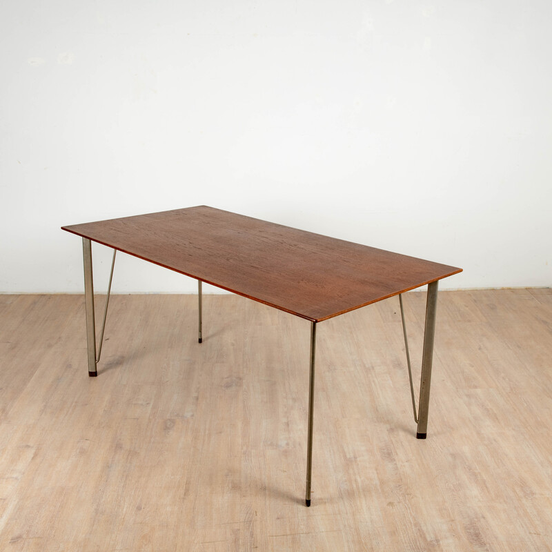 Vintage model 3605 desk in rosewood by Arne Jacobsen for Fritz Hansen, Denmark 1960