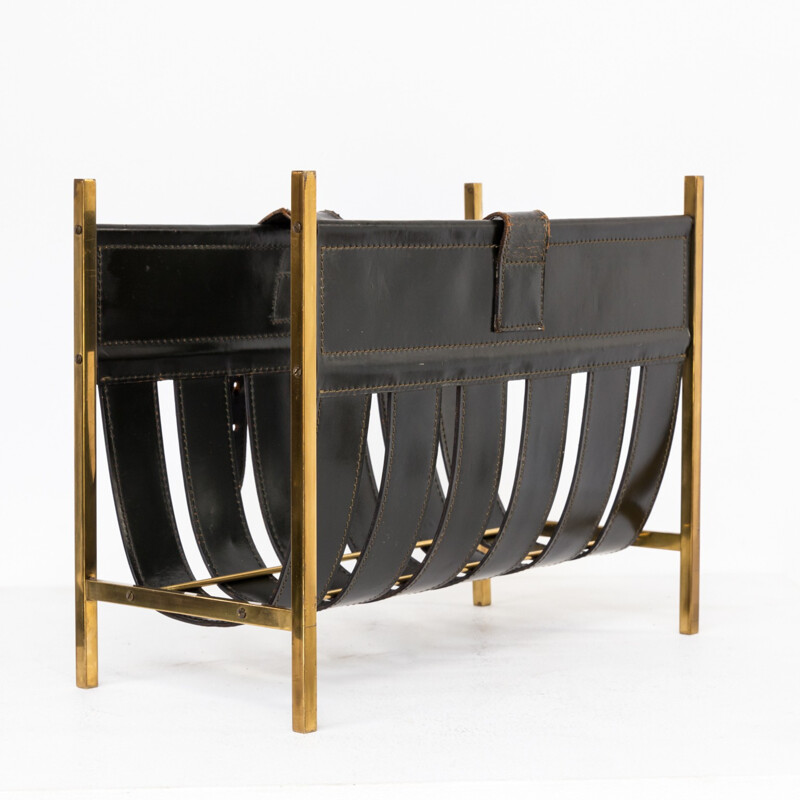 Magazine rack in copper and leather by Jacques Adnet - 1960s