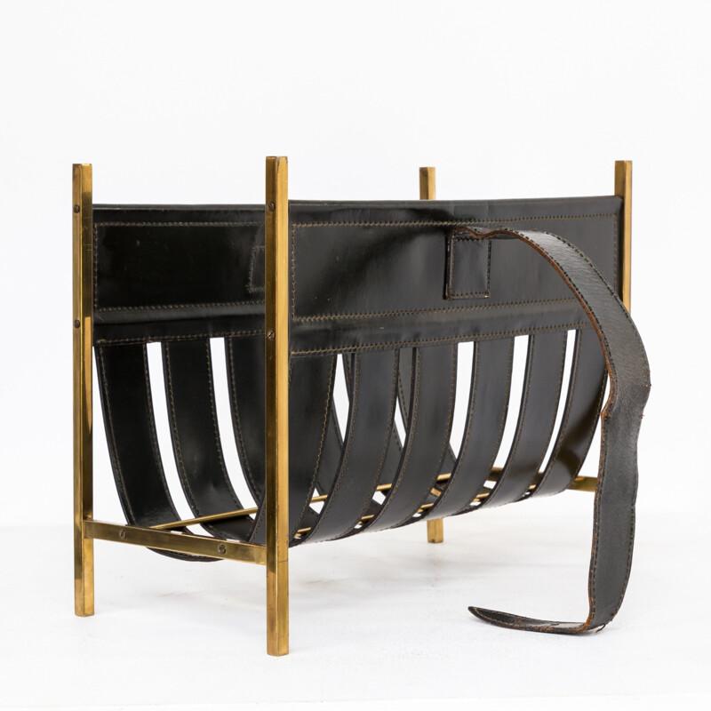 Magazine rack in copper and leather by Jacques Adnet - 1960s