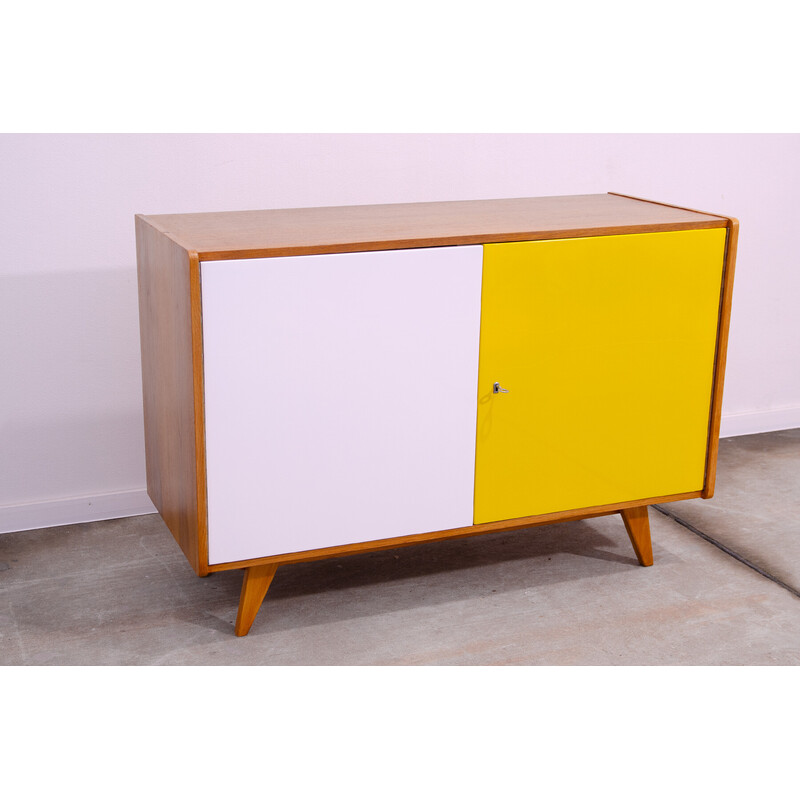 Vintage model U-450 sideboard in beech wood by Jiří Jiroutek, Czechoslovakia 1960