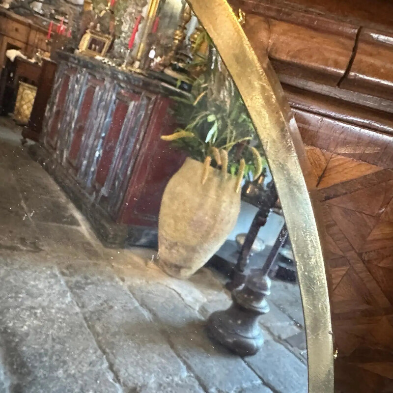 Vintage oval brass wall mirror, Italy 1950