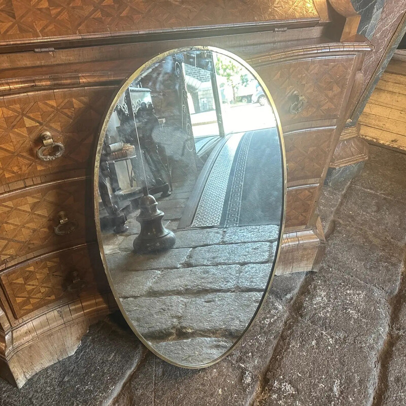 Vintage oval brass wall mirror, Italy 1950