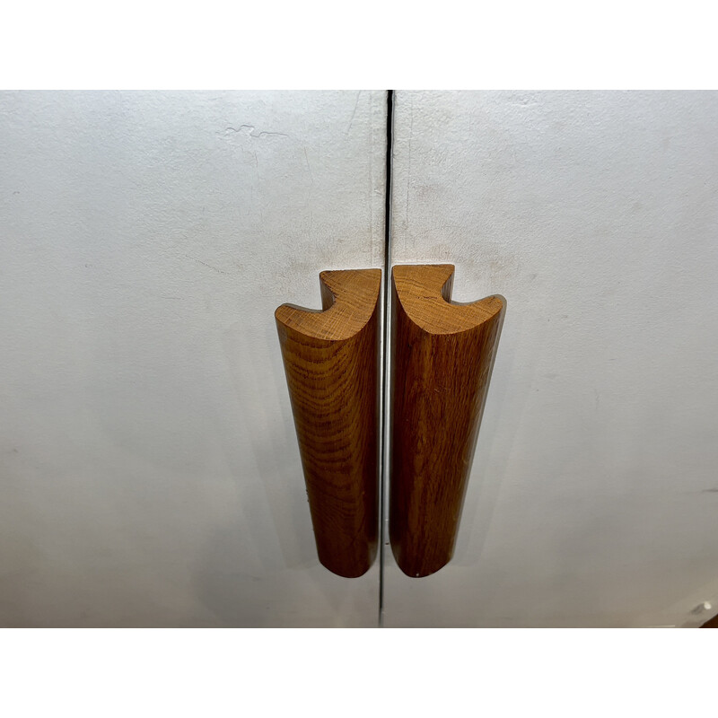Ein Paar Schränke aus Eiche und lackiertem Holz von Le Corbusier, 1949