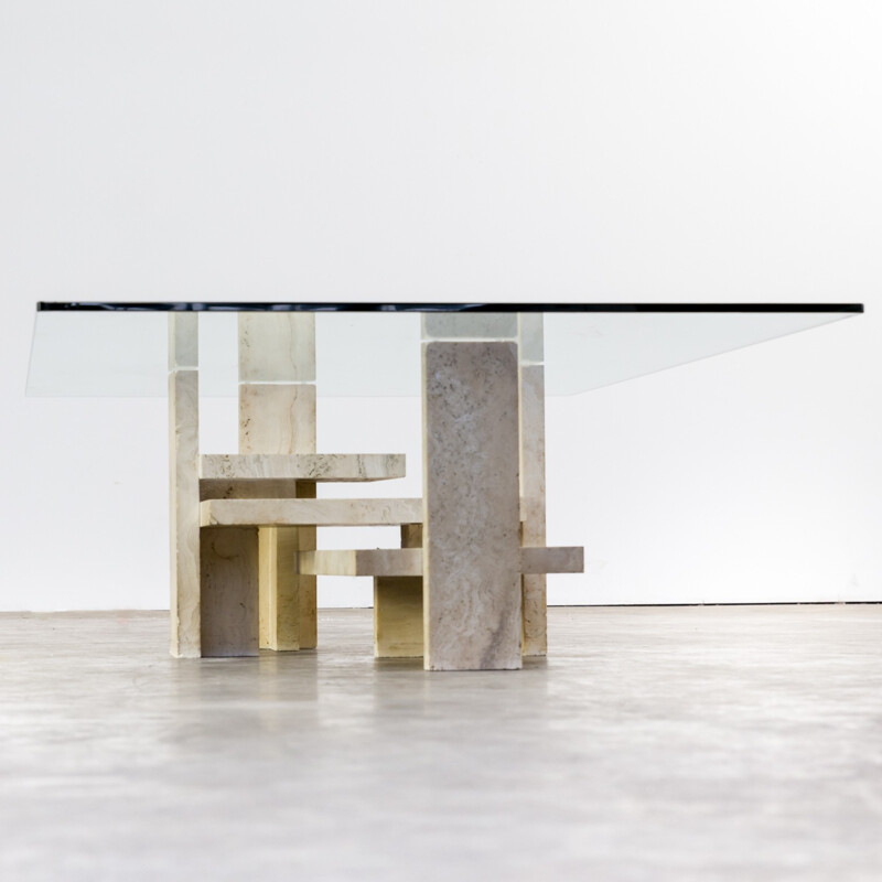 Table basse sculpturale brutaliste en travertin de Willy Ballez - 1970