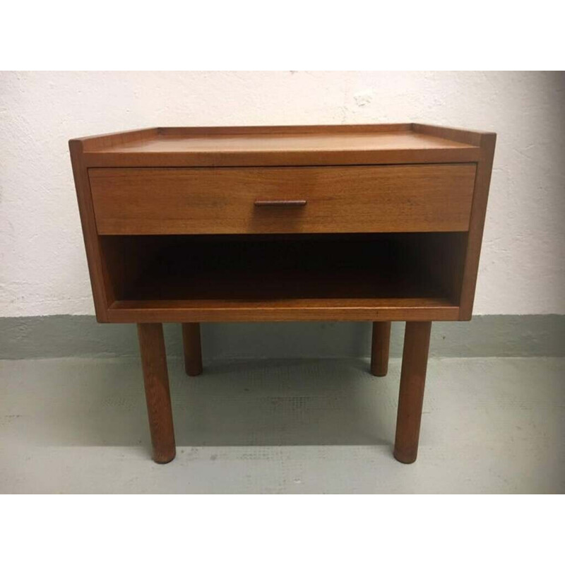 Pair of vintage teak model 430 bedside tables by Hans J. Wegner for Ry Møbler, Denmark 1950