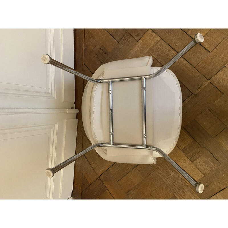 Vintage conference chair in chrome and white fabric by Eero Saarinen for Knoll international