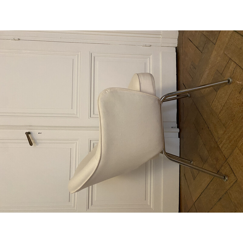 Fauteuil de confèrence vintage en chrome et tissu blanc d'Eero Saarinen pour Knoll international
