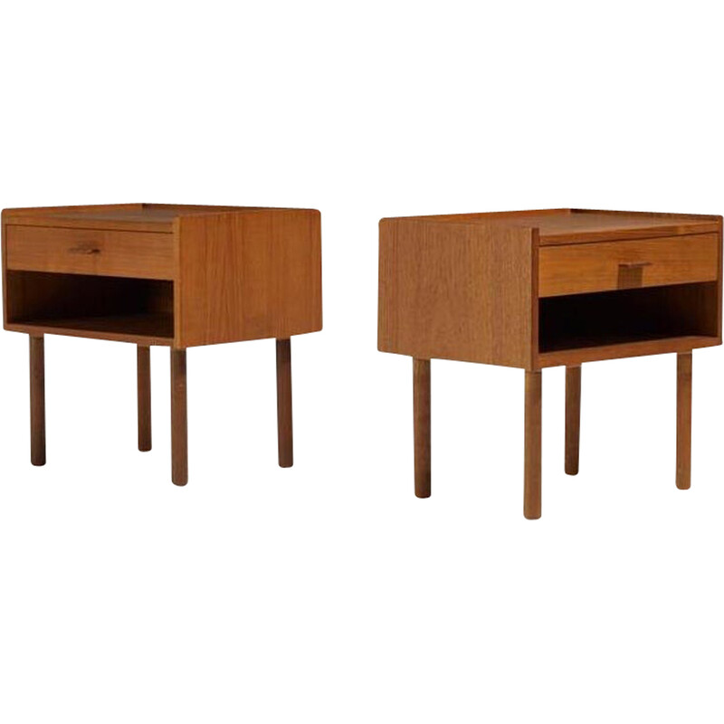 Pair of vintage teak model 430 bedside tables by Hans J. Wegner for Ry Møbler, Denmark 1950