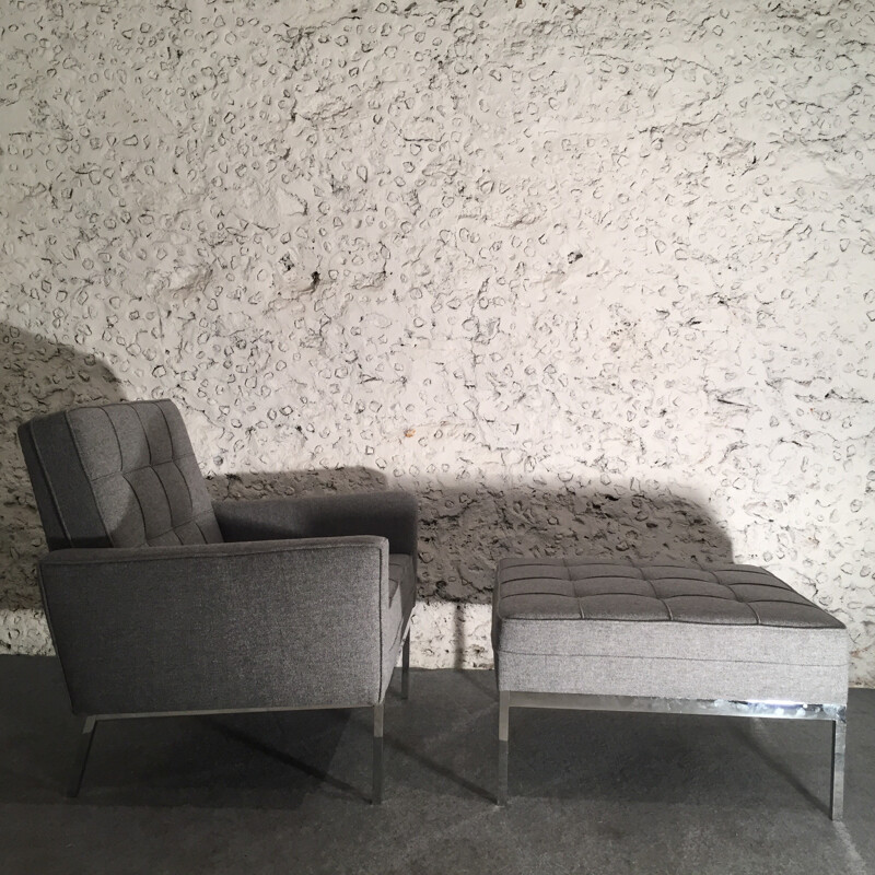 Sillón gris modelo 65A y su otomana de Florence Knoll - 1960