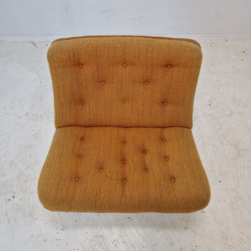 Vintage model 975 armchair in wool by Geoffrey Harcourt for Artifort, 1970