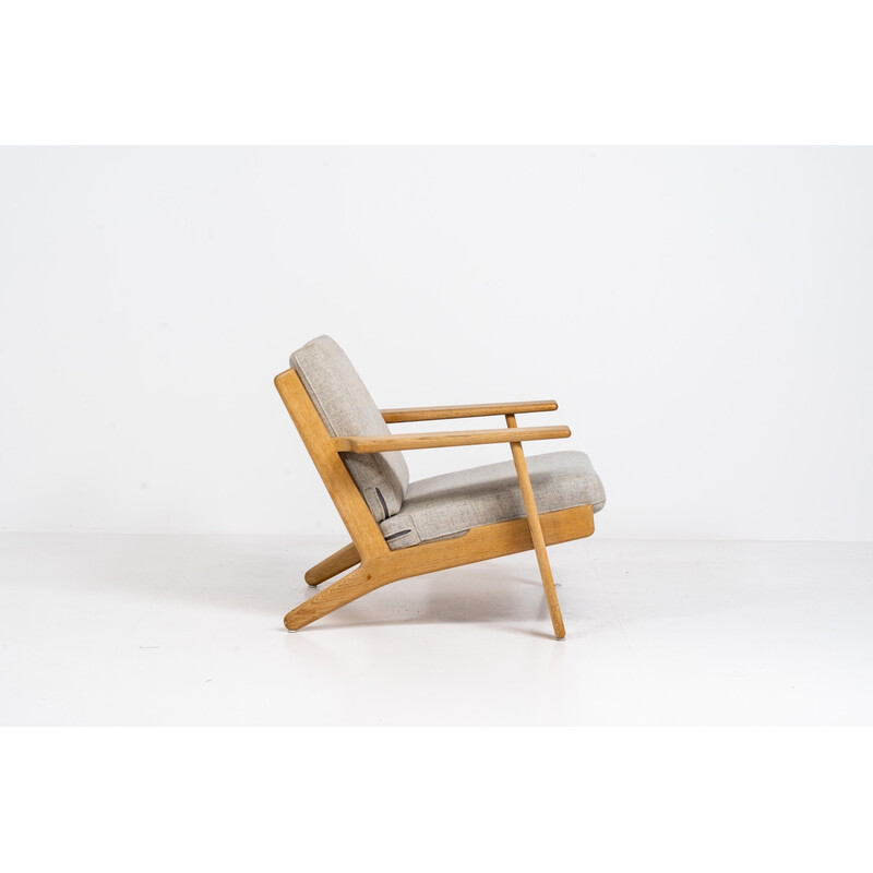 Vintage model GE-290 armchair in oak by Hans J. Wegner for Getama, Denmark 1953