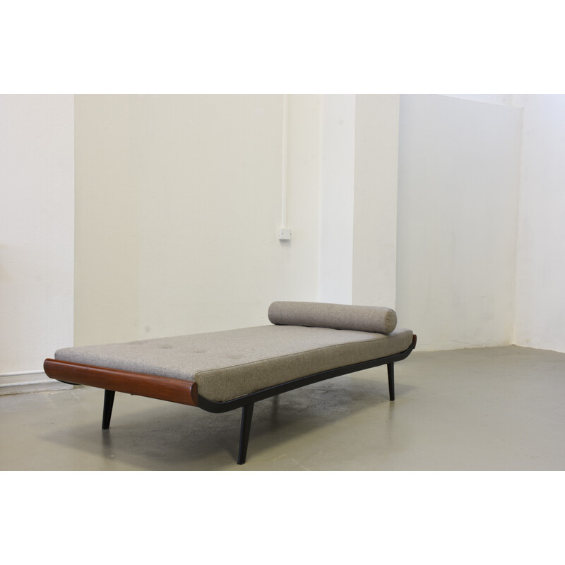 Vintage reupholstered and relacquered teak daybed from Auping Cléopâtre, 1960