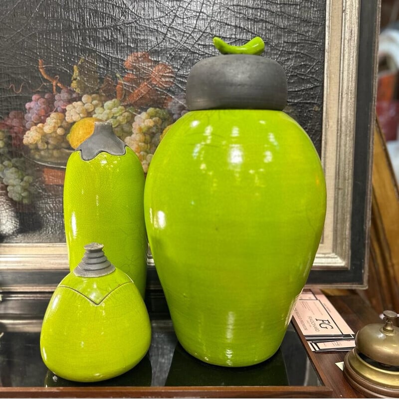 Conjunto de 3 vasos vintage em cerâmica Raku esmaltada verde de Geneviève Berrin, França