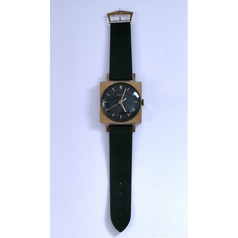 Horloge murale vintage en forme de montre bracelet en simili cuir noir, 1970