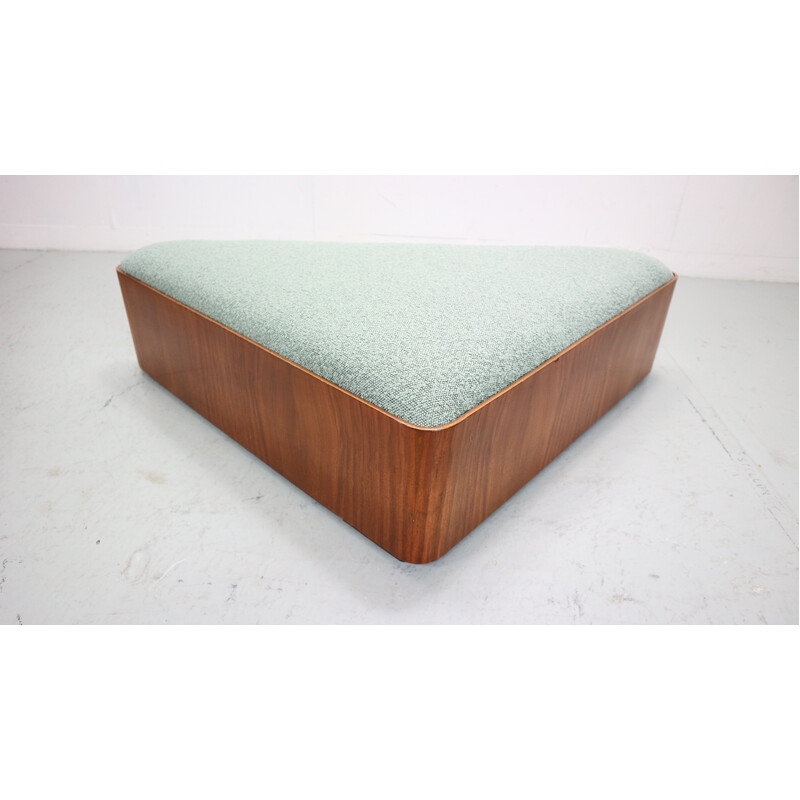 Elemento de asiento triangular vintage de madera contrachapada con tejido de bucles, 1970
