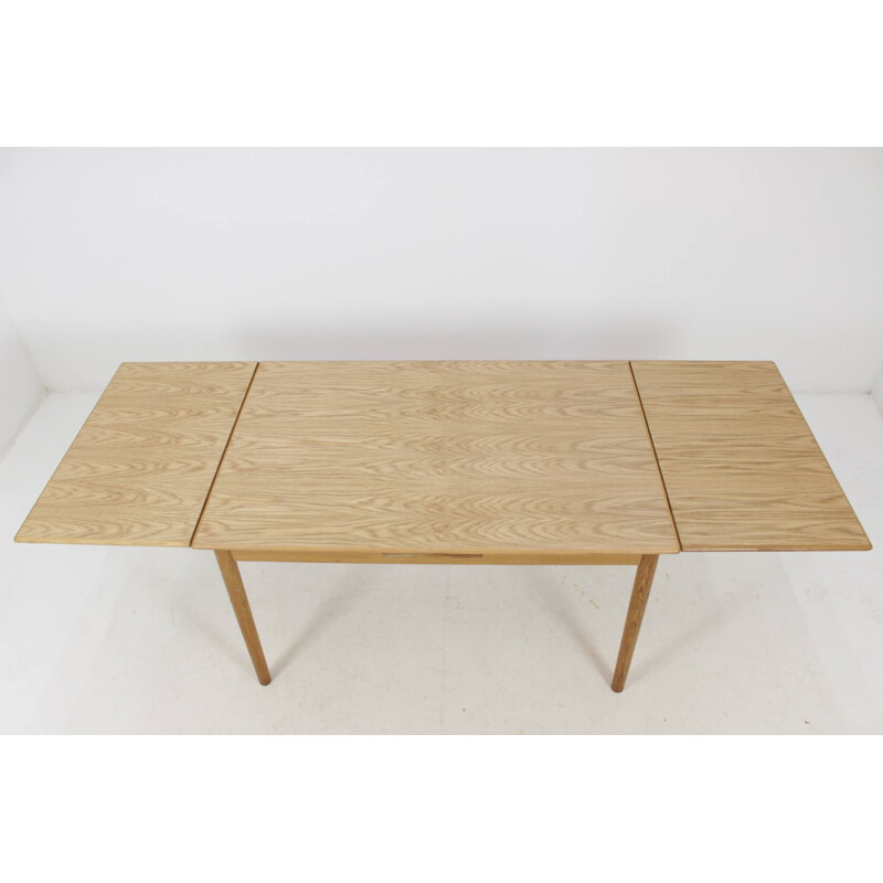 Mid century danish oak extendable dining table - 1960s