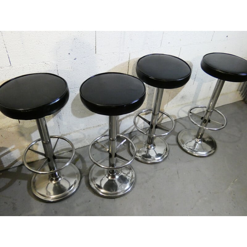 Lot de 4 tabourets vintage en inox poli et skai noir, 1970