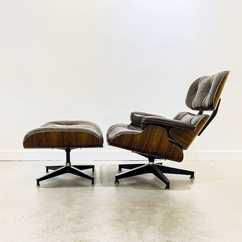 Fauteuil vintage avec ottoman en palissandre de Rio par Charles et Ray Eames, 1970