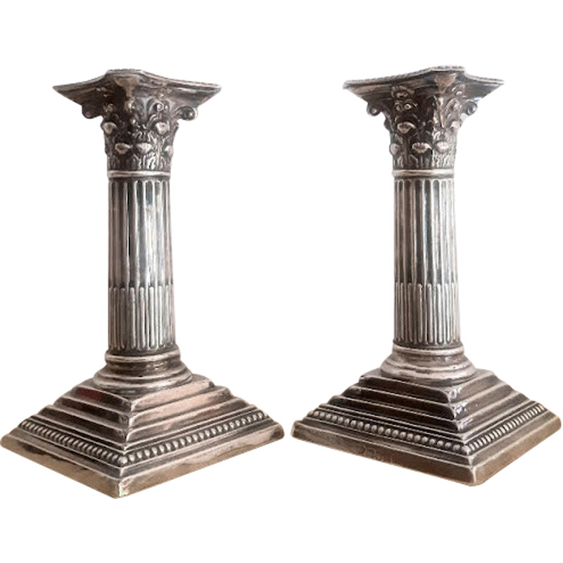 Paar vintage massief zilveren kolomkandelaars van William Hutton and Sons