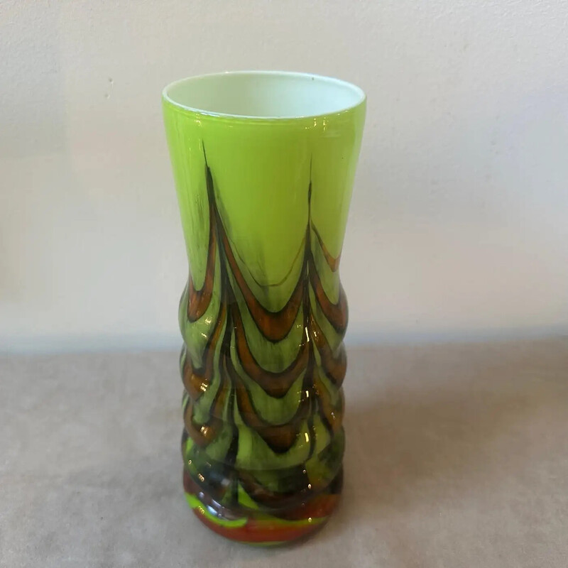 Vase vintage Space Age en verre opalin vert par Carlo Moretti pour Opaline Florence, Italie 1970